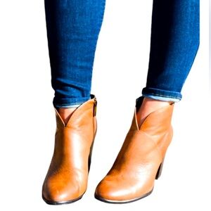 Vince Camuto Franell Leather Booties